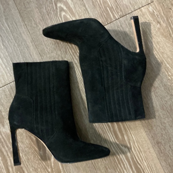 Vince Camuto Shoes - Vince camuto Black leather Ankle Boots sexy square